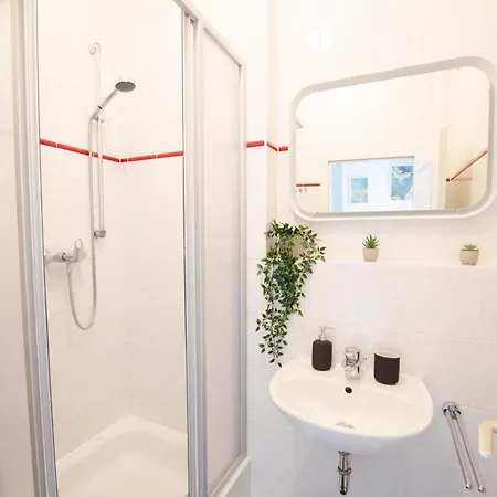 Casarina - Stilvoller Altbau In Zentraler Lage * 드레스덴