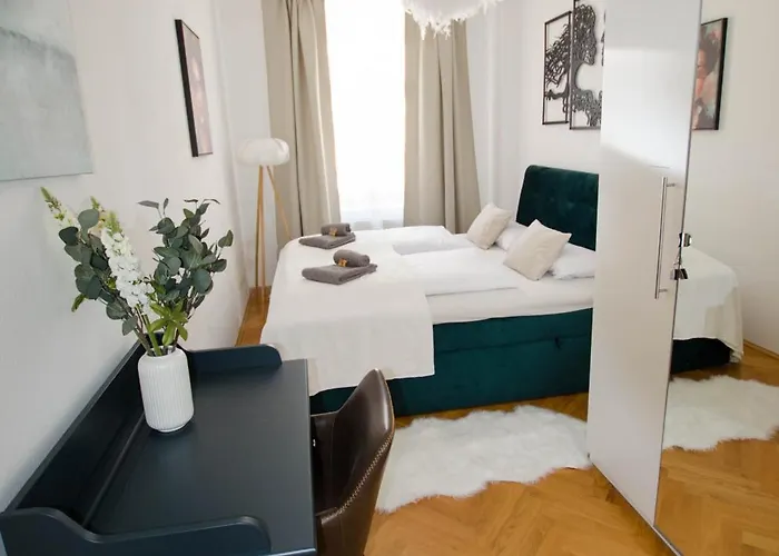 Casarina - Stilvoller Altbau In Zentraler Lage Apartment