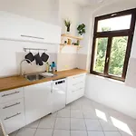 Casarina - Stilvoller Altbau In Zentraler Lage Appartement Dresde